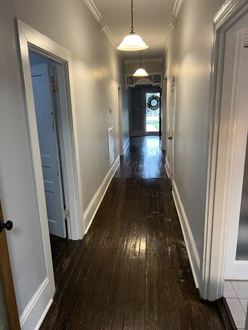 201 Pleasant St, Mount Pleasant, TN 38474