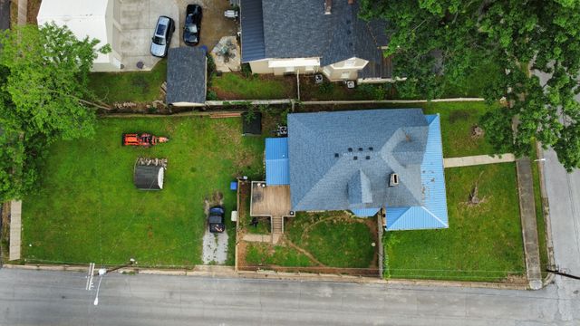 201 Pleasant St, Mount Pleasant, TN 38474