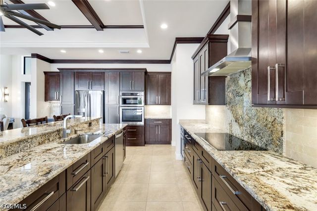 128 NW 39th AVE, Cape Coral, FL 33993