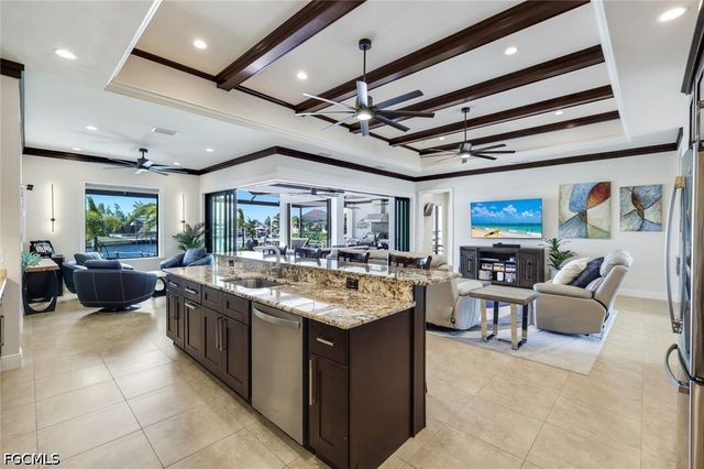 128 NW 39th AVE, Cape Coral, FL 33993