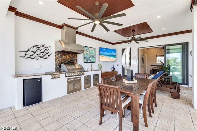 128 NW 39th AVE, Cape Coral, FL 33993
