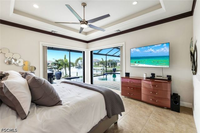 128 NW 39th AVE, Cape Coral, FL 33993