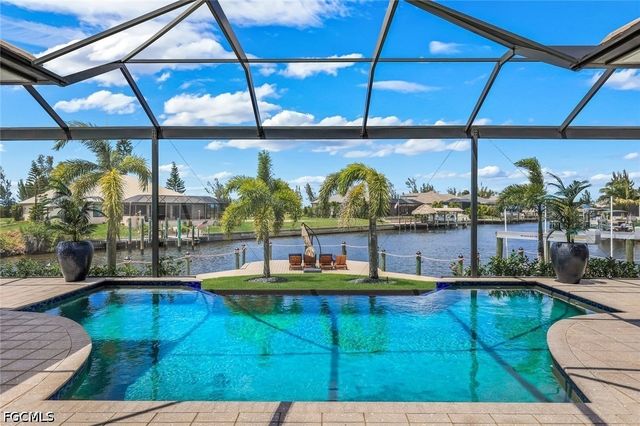 128 NW 39th AVE, Cape Coral, FL 33993