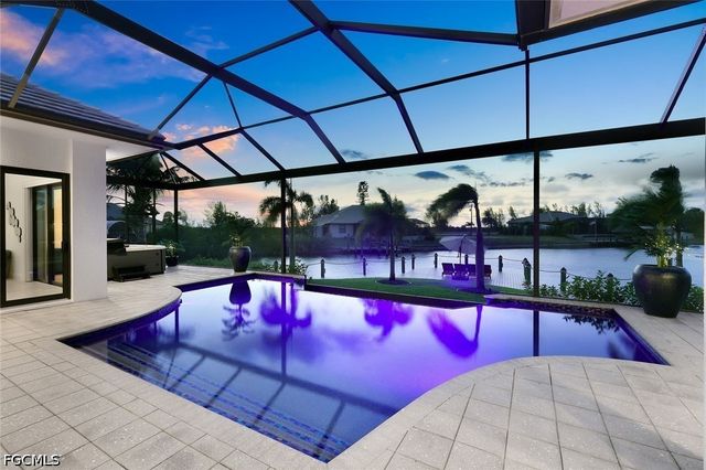 128 NW 39th AVE, Cape Coral, FL 33993
