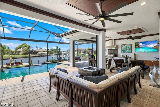 128 NW 39th AVE, Cape Coral, FL 33993