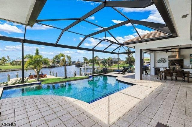 128 NW 39th AVE, Cape Coral, FL 33993