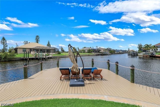 128 NW 39th AVE, Cape Coral, FL 33993