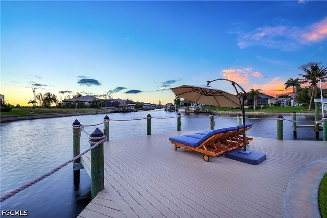 128 NW 39th AVE, Cape Coral, FL 33993
