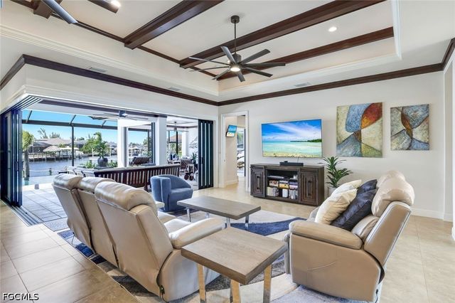 128 NW 39th AVE, Cape Coral, FL 33993