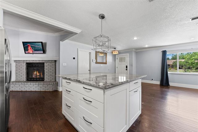 8007 COTE COURT, Orlando, FL 32836