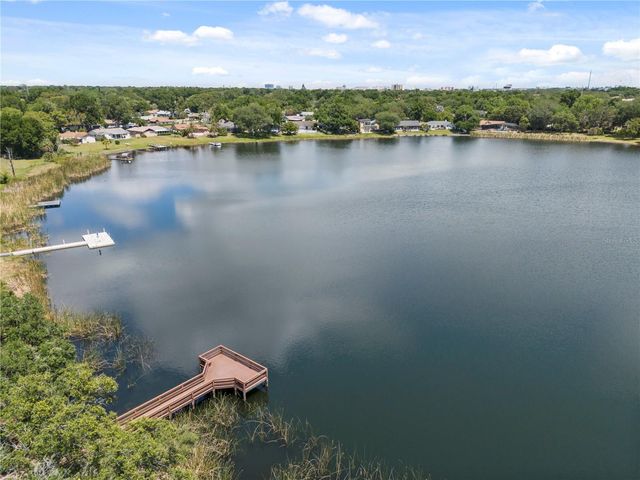 8007 COTE COURT, Orlando, FL 32836