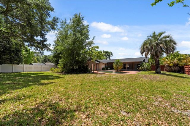 8007 COTE COURT, Orlando, FL 32836