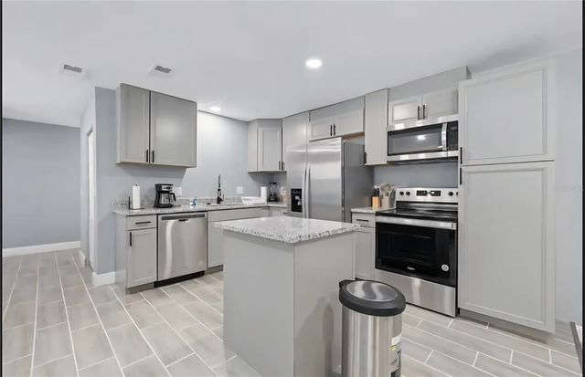 1004 N BETTY LANE, Clearwater, FL 33755