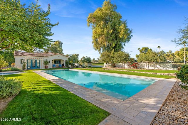 8500 N GOLF Drive, Paradise Valley, AZ 85253