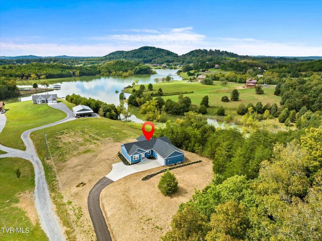 2137 Rainwater Road, Dandridge, TN 37725