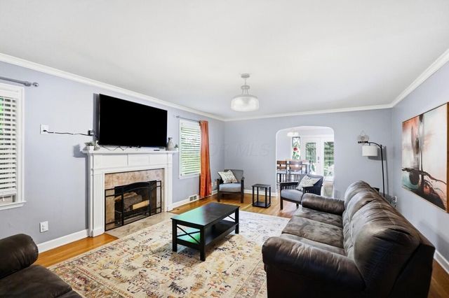 399 N Nelson Road, Columbus, OH 43219