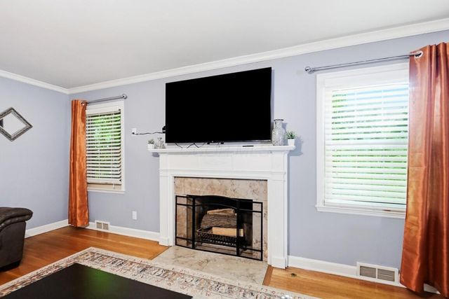 399 N Nelson Road, Columbus, OH 43219