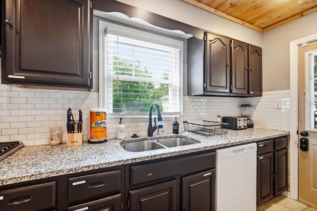 399 N Nelson Road, Columbus, OH 43219