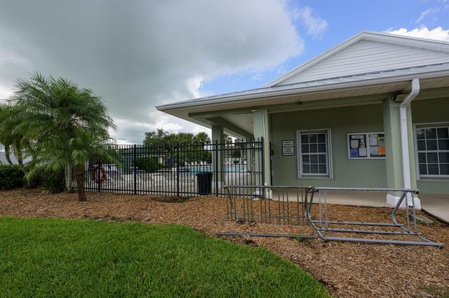 100 Salazar Lane, Sebastian, FL 32958