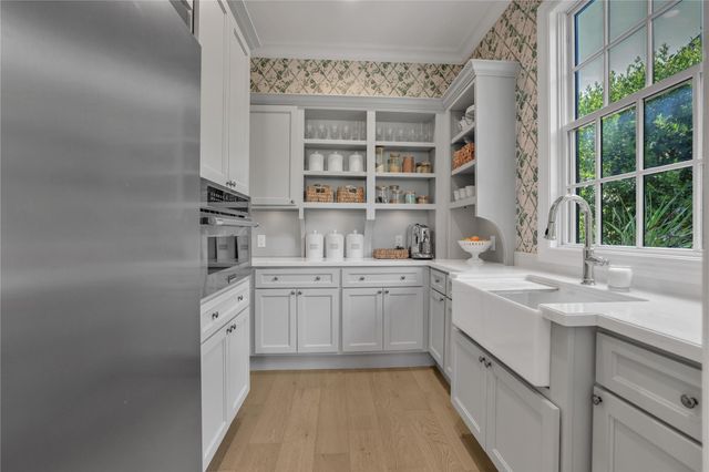 203 Black Wolf RUN, Austin, TX 78738