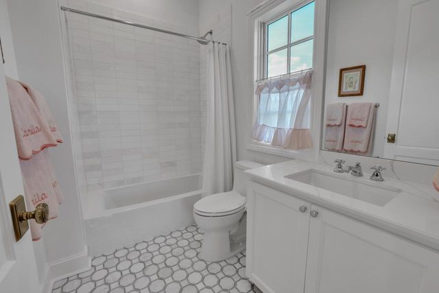 203 Black Wolf RUN, Austin, TX 78738