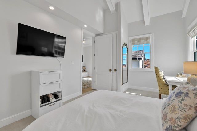 203 Black Wolf RUN, Austin, TX 78738