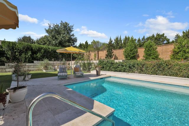 203 Black Wolf RUN, Austin, TX 78738