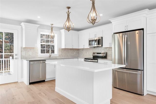 53 Bradford Road, Westerly, RI 02808