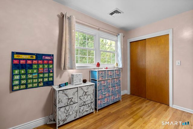 45 Ansonia Road, Woodbridge, CT 06525