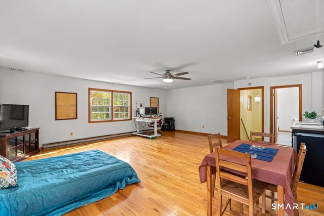 45 Ansonia Road, Woodbridge, CT 06525
