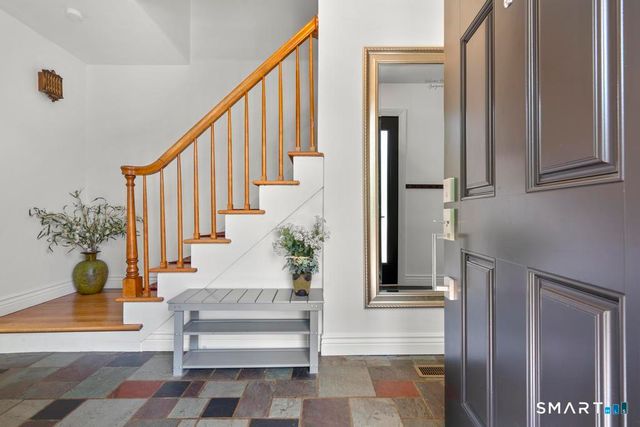 45 Ansonia Road, Woodbridge, CT 06525