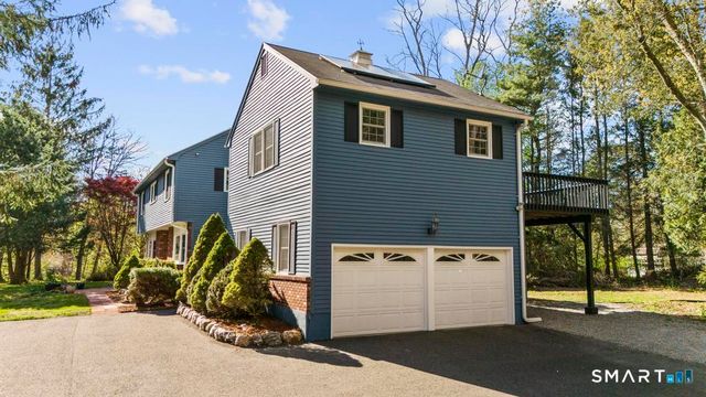 45 Ansonia Road, Woodbridge, CT 06525
