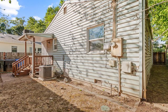 3132 B St, Sacramento, CA 95816