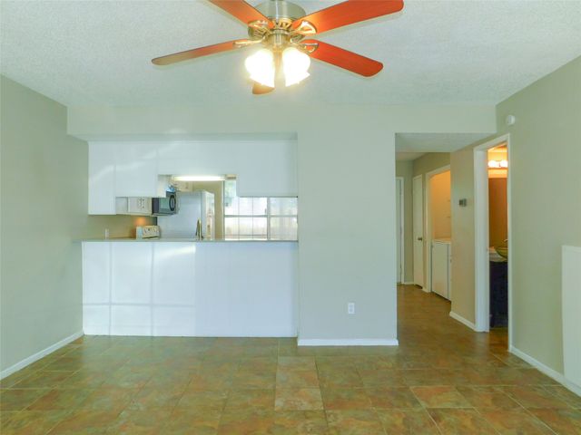1137 Dallas Drive, Denton, TX 76205