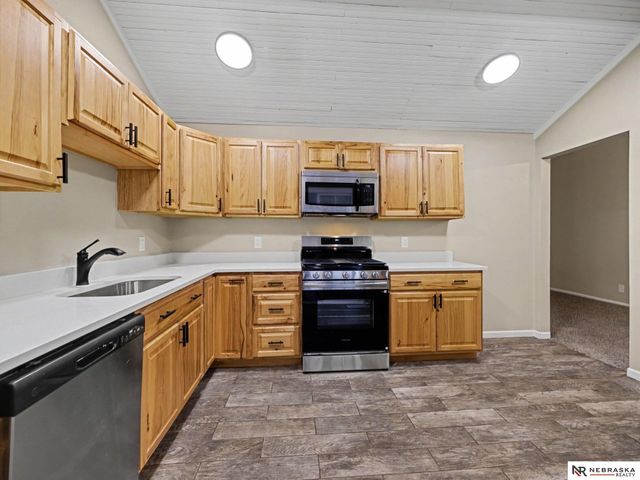 2515 Jack Pine Street, Bellevue, NE 68123
