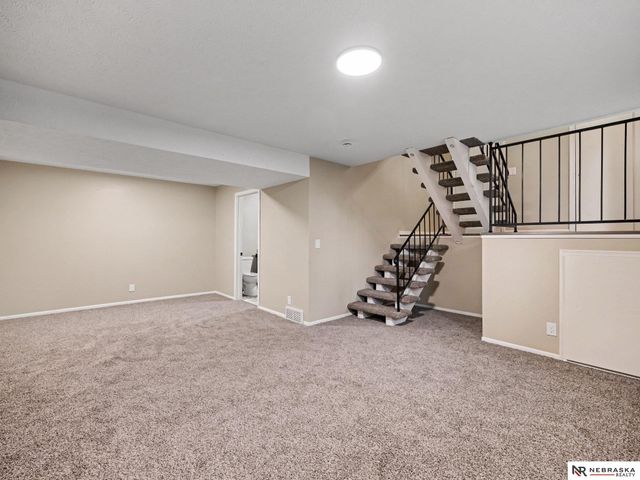 2515 Jack Pine Street, Bellevue, NE 68123