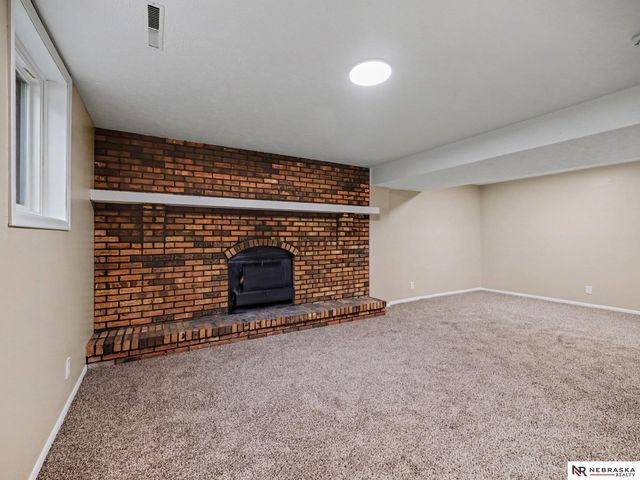 2515 Jack Pine Street, Bellevue, NE 68123