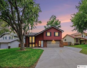 2515 Jack Pine Street, Bellevue, NE 68123