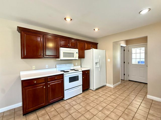 205 Chestnut Oak Drive, Somerset, KY 42503