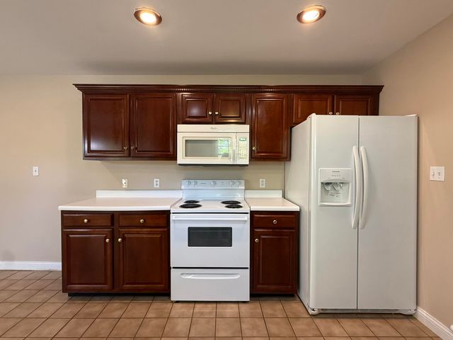 205 Chestnut Oak Drive, Somerset, KY 42503