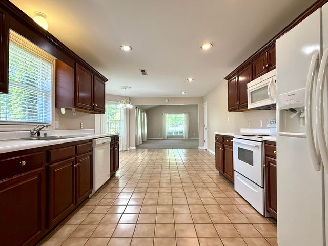 205 Chestnut Oak Drive, Somerset, KY 42503