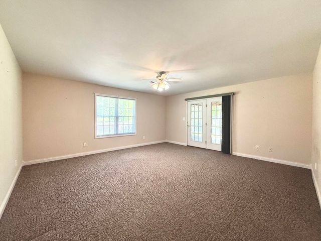 205 Chestnut Oak Drive, Somerset, KY 42503