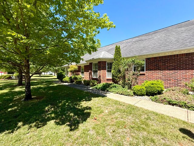 205 Chestnut Oak Drive, Somerset, KY 42503