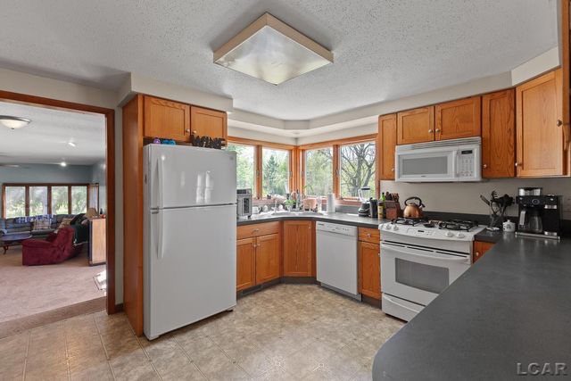 1795 Howell Highway, Adrian Twp, MI 49221