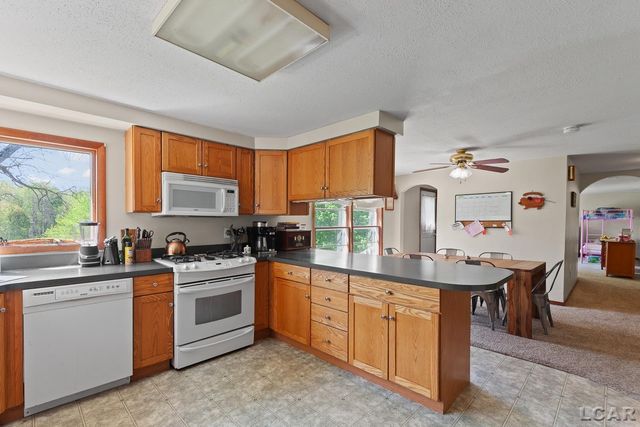 1795 Howell Highway, Adrian Twp, MI 49221
