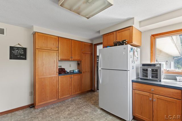 1795 Howell Highway, Adrian Twp, MI 49221
