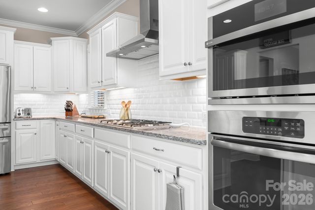 12602 Old Westbury Drive, Cornelius, NC 28031