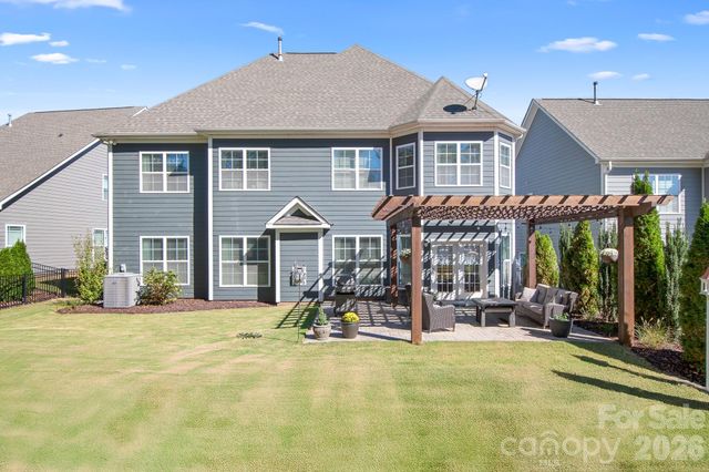 12602 Old Westbury Drive, Cornelius, NC 28031