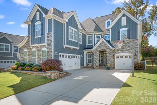 12602 Old Westbury Drive, Cornelius, NC 28031