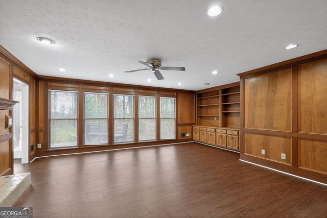 6251 Southland Forest Drive, Stone Mountain, GA 30087